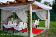 Romanticý obrad v altánku1