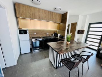 NÁBYTOK NA MIERU DO APARTMÁNU ANDY’S APARTMENT - CHORVÁTSKO