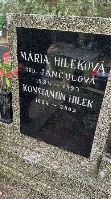 Dosekanie písma + strieborná povrchová úprava - Cintorín Slávičie údolie